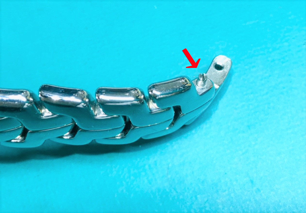 送料込(定形郵便のみ) タグホイヤー リンク ベルト コマ 駒 ※1コマ ※約1.6ｃｍ幅 ※画像3画像4両サイド傷あり タグ・ホイヤー リンク バンド ベルト