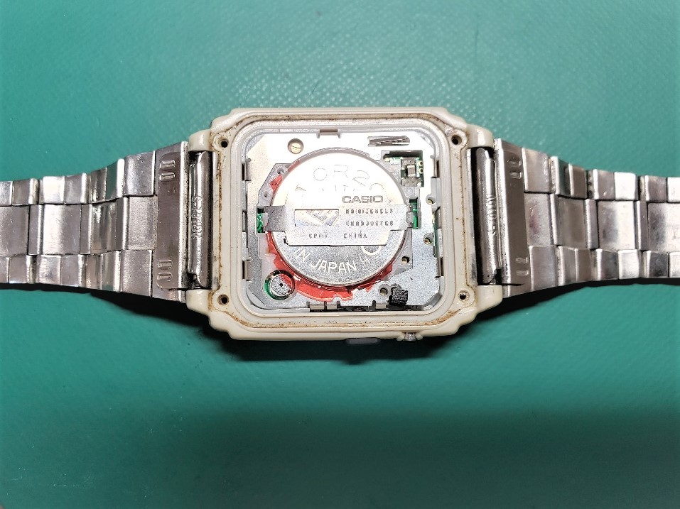 CASIOデータバンク437の電池交換 | 時計修理のMr.BOB 事例ブログ