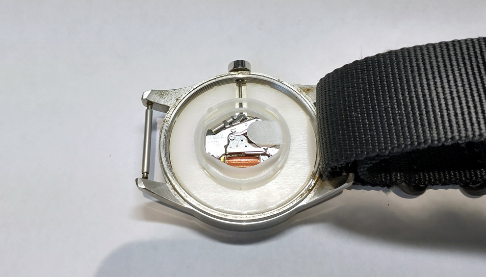 SACSNY サクスニー メンズクオーツの電池交換 | 時計修理のMr.BOB 事例ブログ