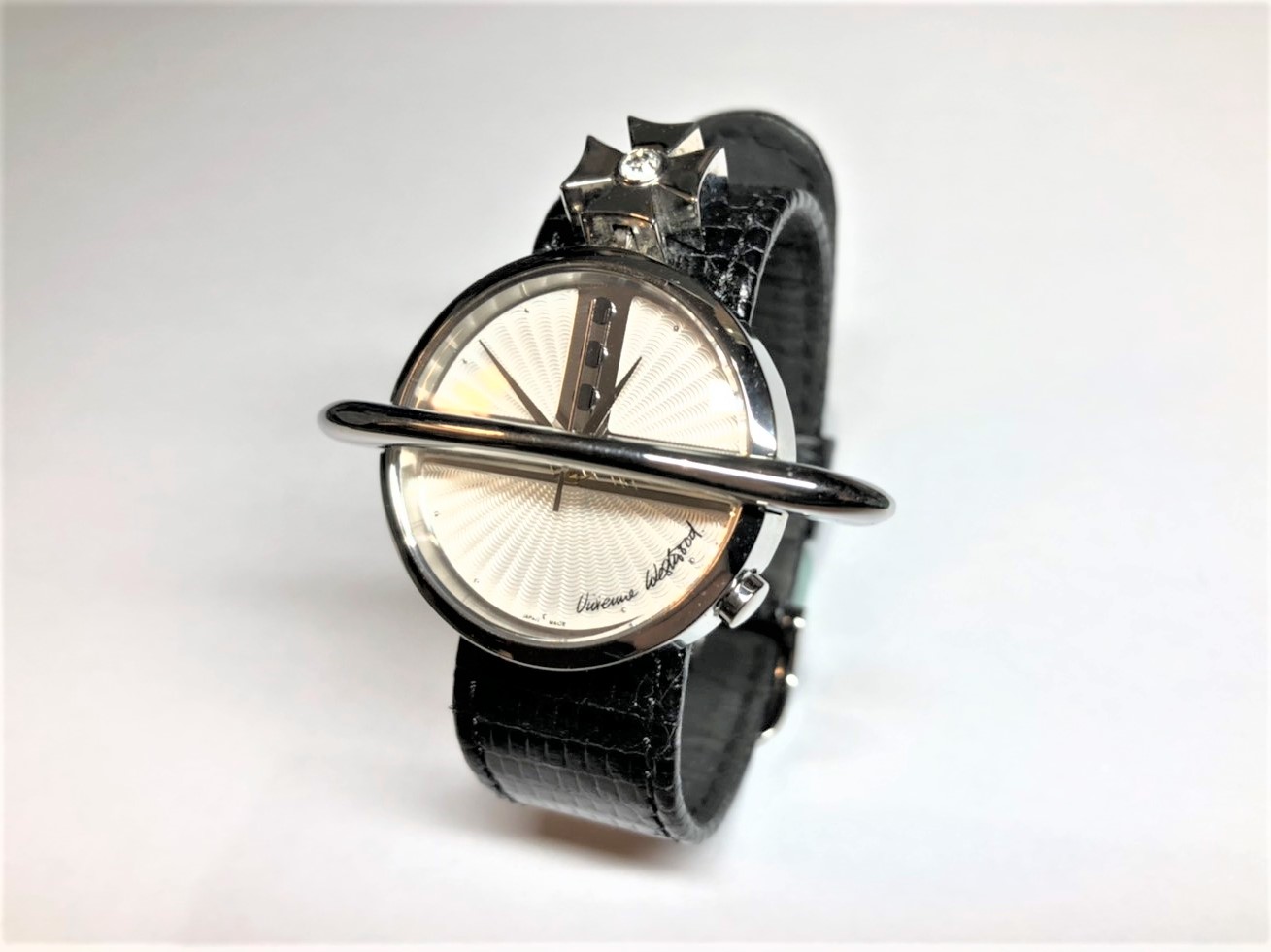 Vivienne Westwood ヴィヴィアン・ウエストウッドの電池交換 | 時計 