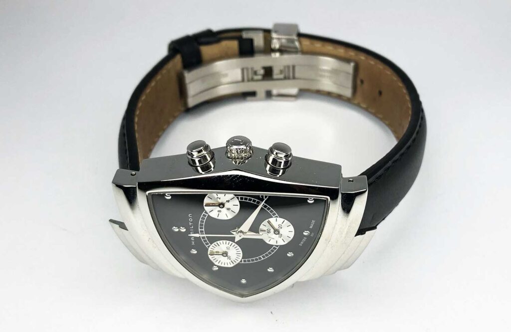 購入を考えてますハミルトンの腕時計になります。電池、バンドは交換必須ですがその他は美品です。